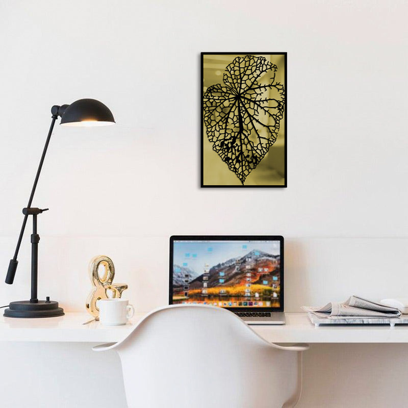 Merror Patterned Leaf Metal Wall Art