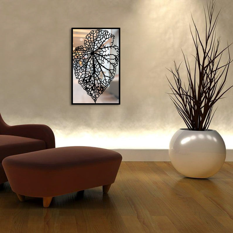 Merror Patterned Leaf Metal Wall Art