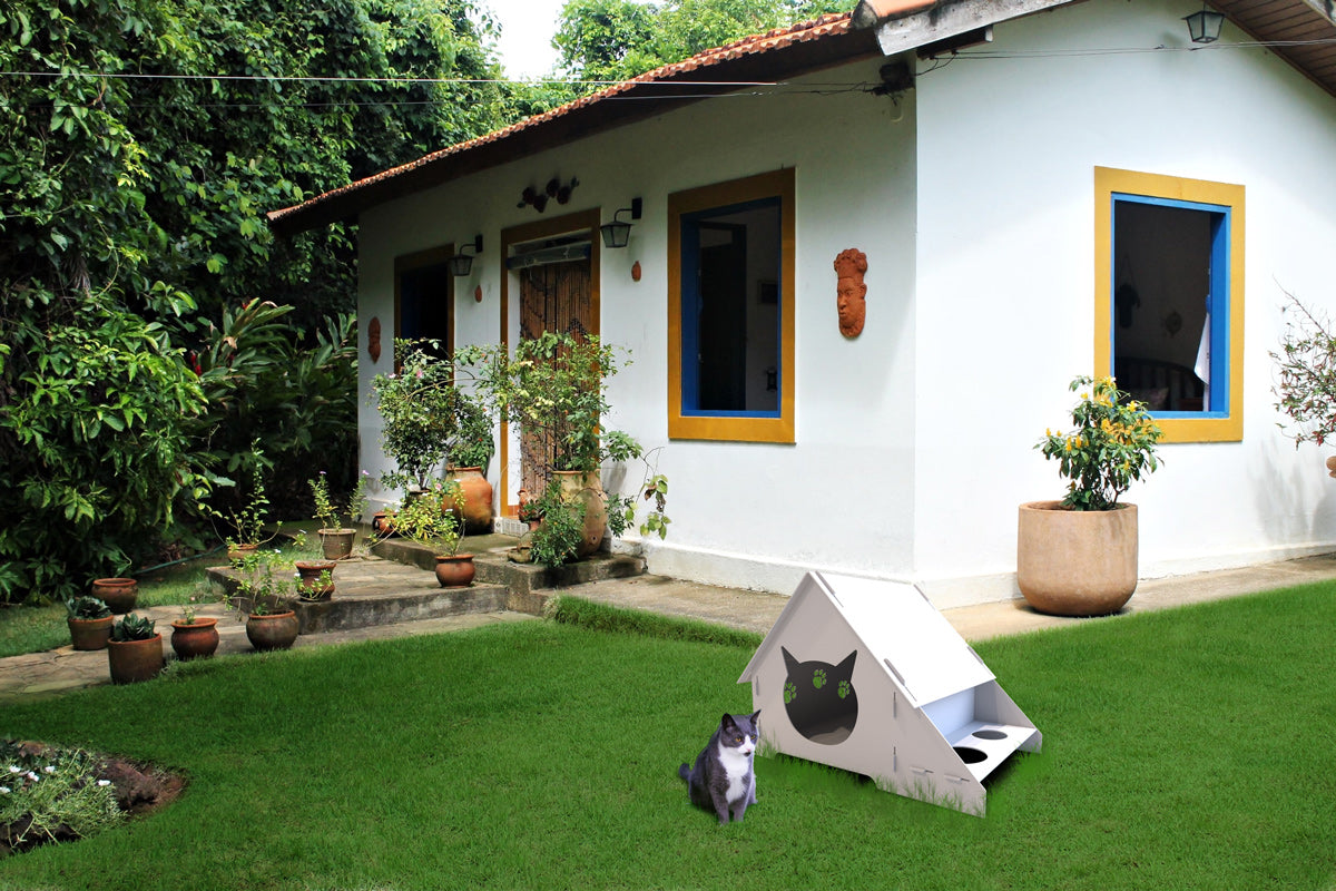 WiseDec Wooden Cat House