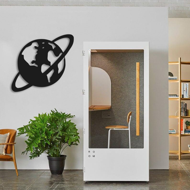 Saturn Metal Wall Painting