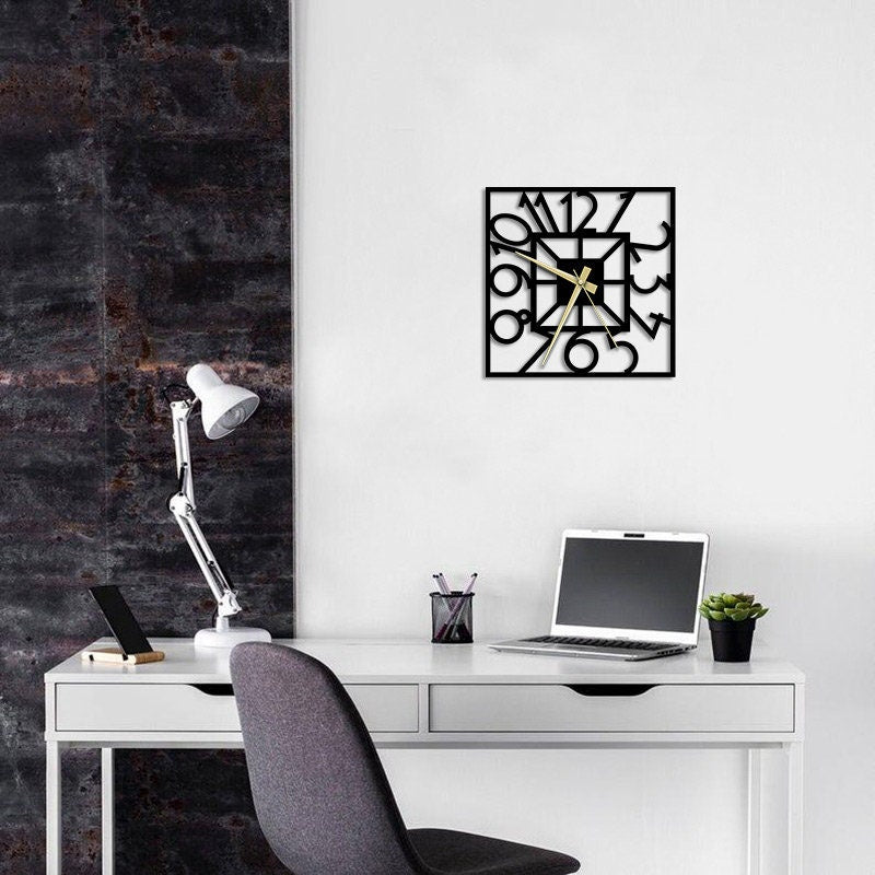 Square Metal Duvar Saati