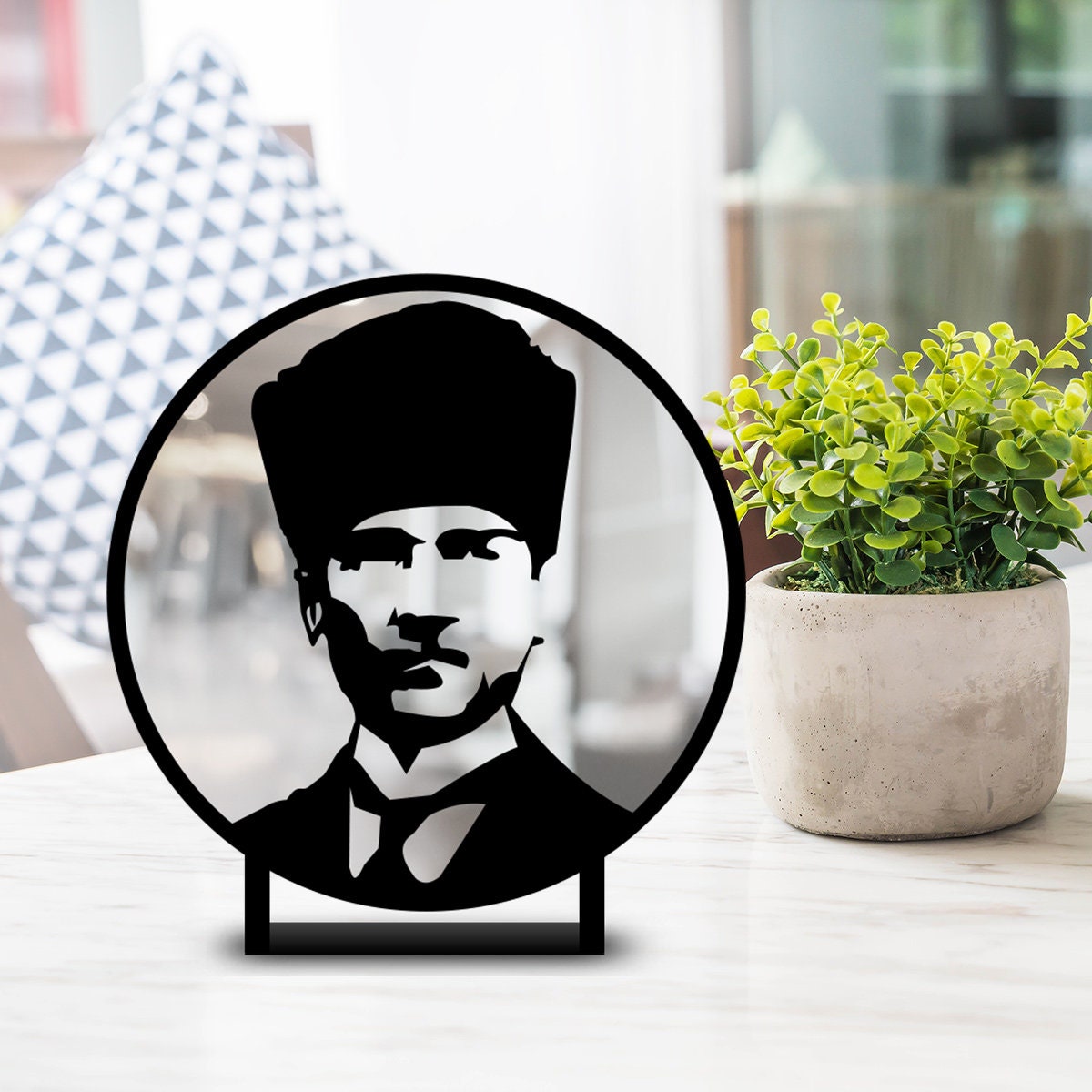 Atatürk V1 Metal Masa Dekoru Merror