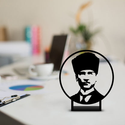 Atatürk V1 Metal Masa Dekoru Merror