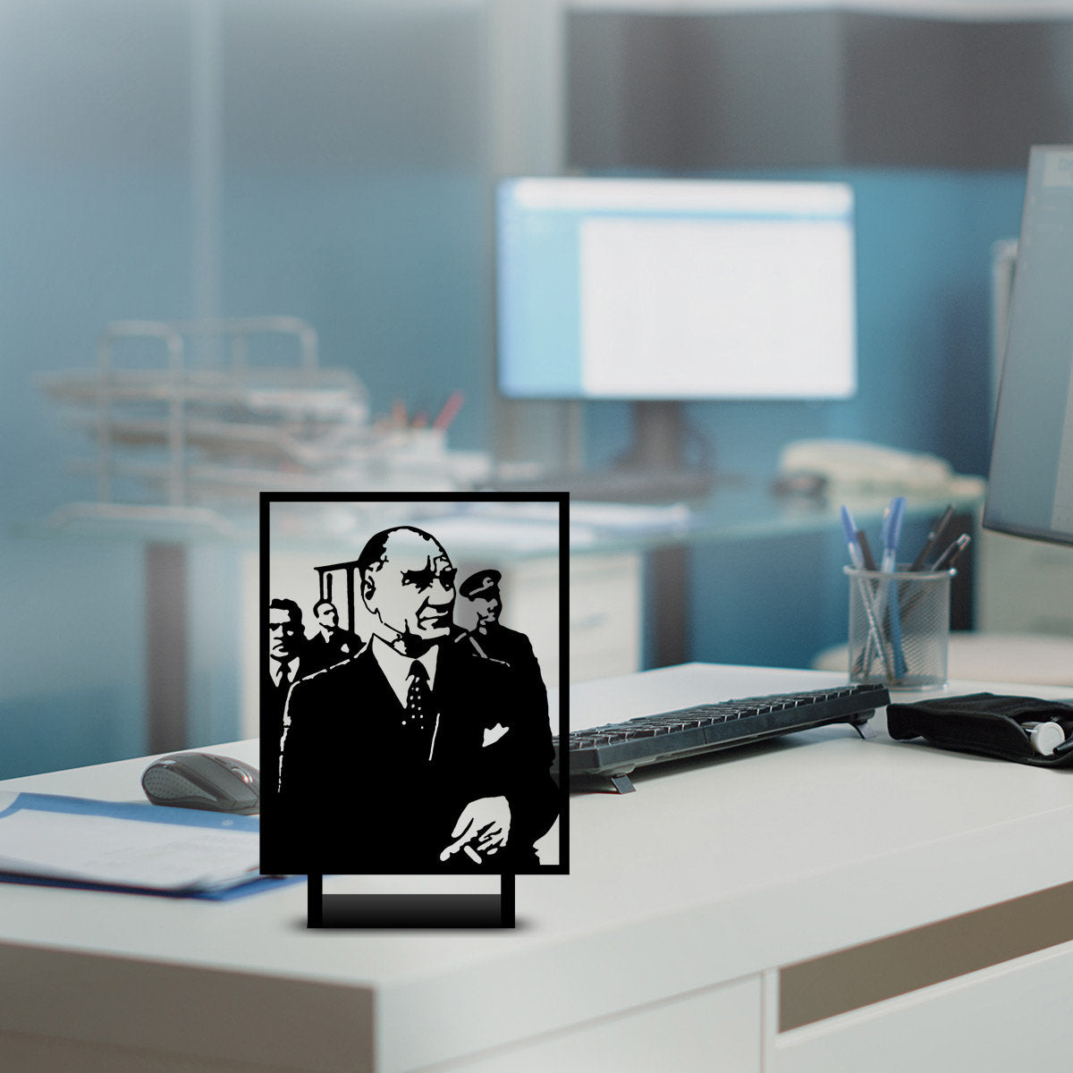 Atatürk V3 Metal Merror Masa Üstü Dekor